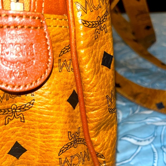 Authentic  MCM Vintage Visetos Cognac Monogram Dome Tote HUGE❤️❤️ preloved great - Picture 11 of 17